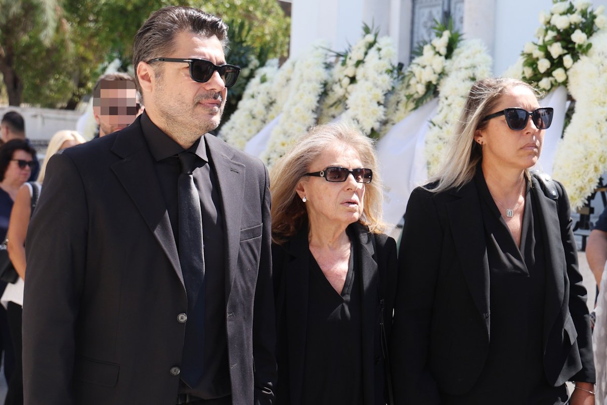 Λάμπρος Κωνσταντάρας: Το συγκινητικό μήνυμα μετά την κηδεία του πατέρα του, Δημήτρη Κωνσταντάρα
