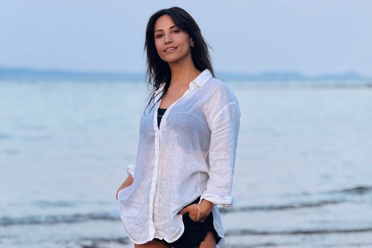 Σοφία Παυλίδου: «Η ζωή σου επεκτείνεται προς την κατεύθυνση αυτού στο οποίο εστιάζεις» – Το μήνυμά της από την παραλία