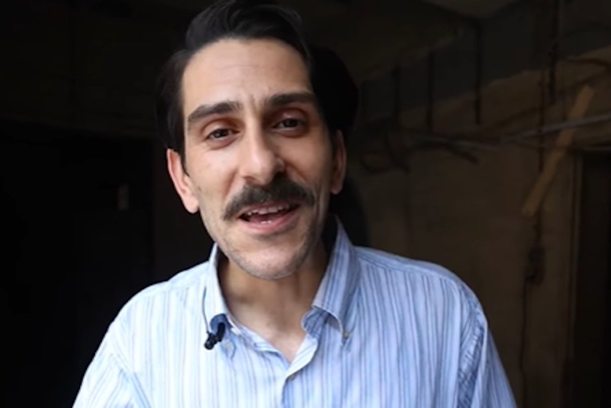 Το σπίτι δίπλα στο ποτάμι: Ο Πασχάλης ήταν γεννημένος ζεν πρεμιέ, αλλά η ζωή τον έμαθε να πρωταγωνιστεί αλλιώς