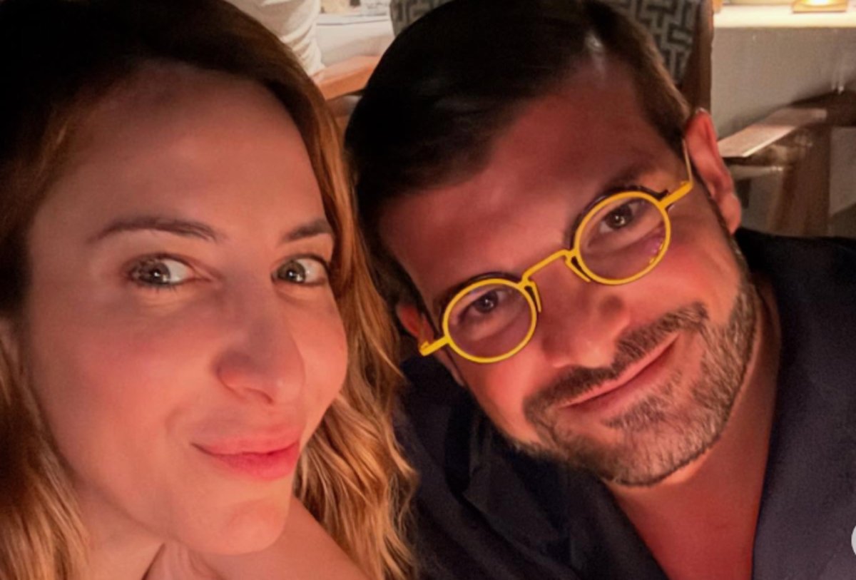 Φίλιππος Τσαγκρίδης – Κάθριν Εμπειρίκου: Διακοπές για δύο στο νησί των ανέμων – Τα δημοσιεύματα για αρραβώνα