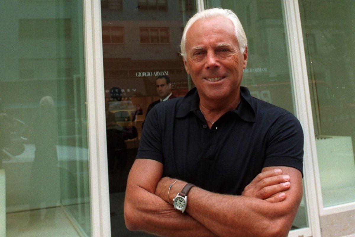 Giorgio Armani: Ο Ιταλός σχεδιαστής που άλλαξε για πάντα την έννοια της κομψότητας