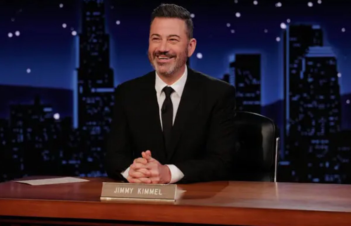 Jimmy Kimmel: Eπέστρεψε στο show του – Το παρασκήνιο της παύσης και η συγκίνησή του