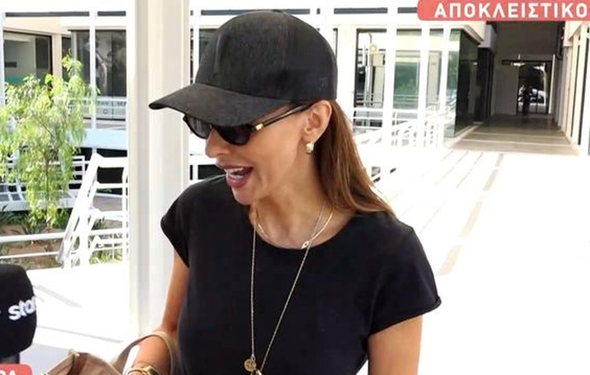 Μπέττυ Μαγγίρα: «Θα το μάθετε όταν βγει γιατί με τη γρουσουζιά και τη γλωσσοφαγιά που με τρώει…»