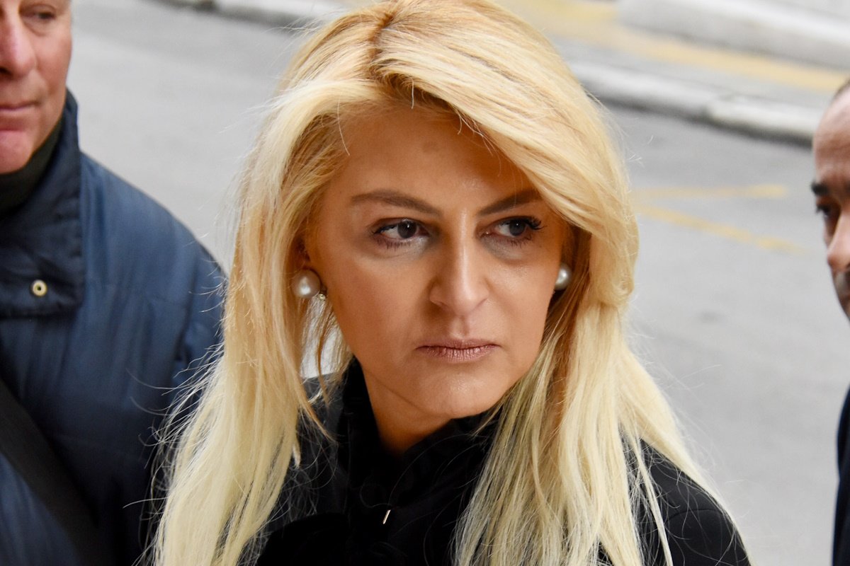 Συγκλονίζει η Μπέσσυ Λεμού: Τα πρώτα της λόγια μετά τον θάνατο της κόρης της – «Πέθανε από…»