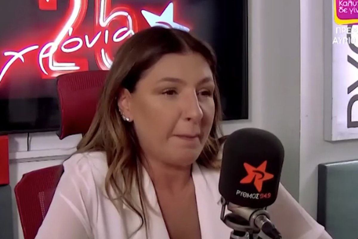 Έλενα Παπαρίζου: «Λιποθύμησα στη γέννηση του ανιψιού μου, αλλά έκοψα τον ομφάλιο λώρο»