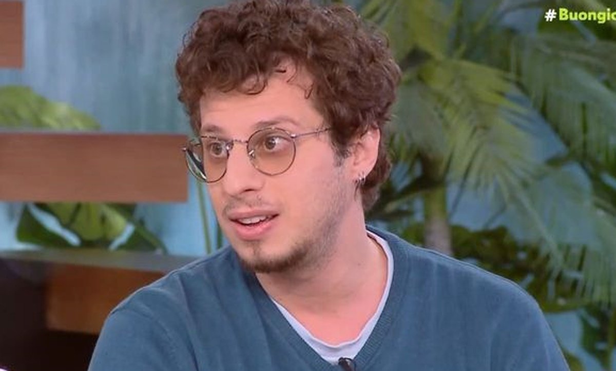 Βαγγέλης Δαούσης: «Προσπαθώ να ισορροπήσω ανάμεσα στον Ζλάταν Ιμπραΐμοβιτς και τη Ματίνα Μανταρινάκη»