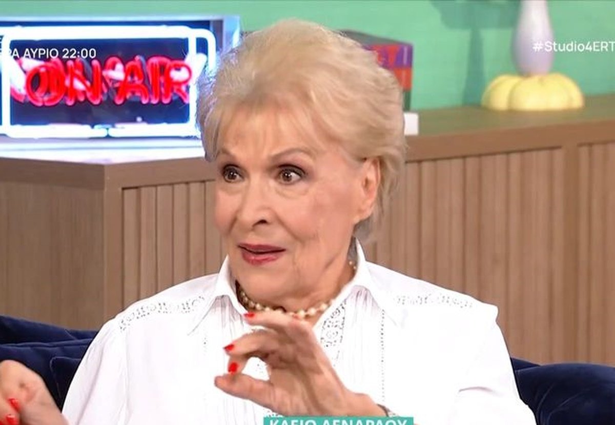 Κλειώ Δενάδρου: «Μαγεύτηκα από την Βουγιουκλάκη – Με την Βλαχοπούλου ήμασταν πολύ φίλες»