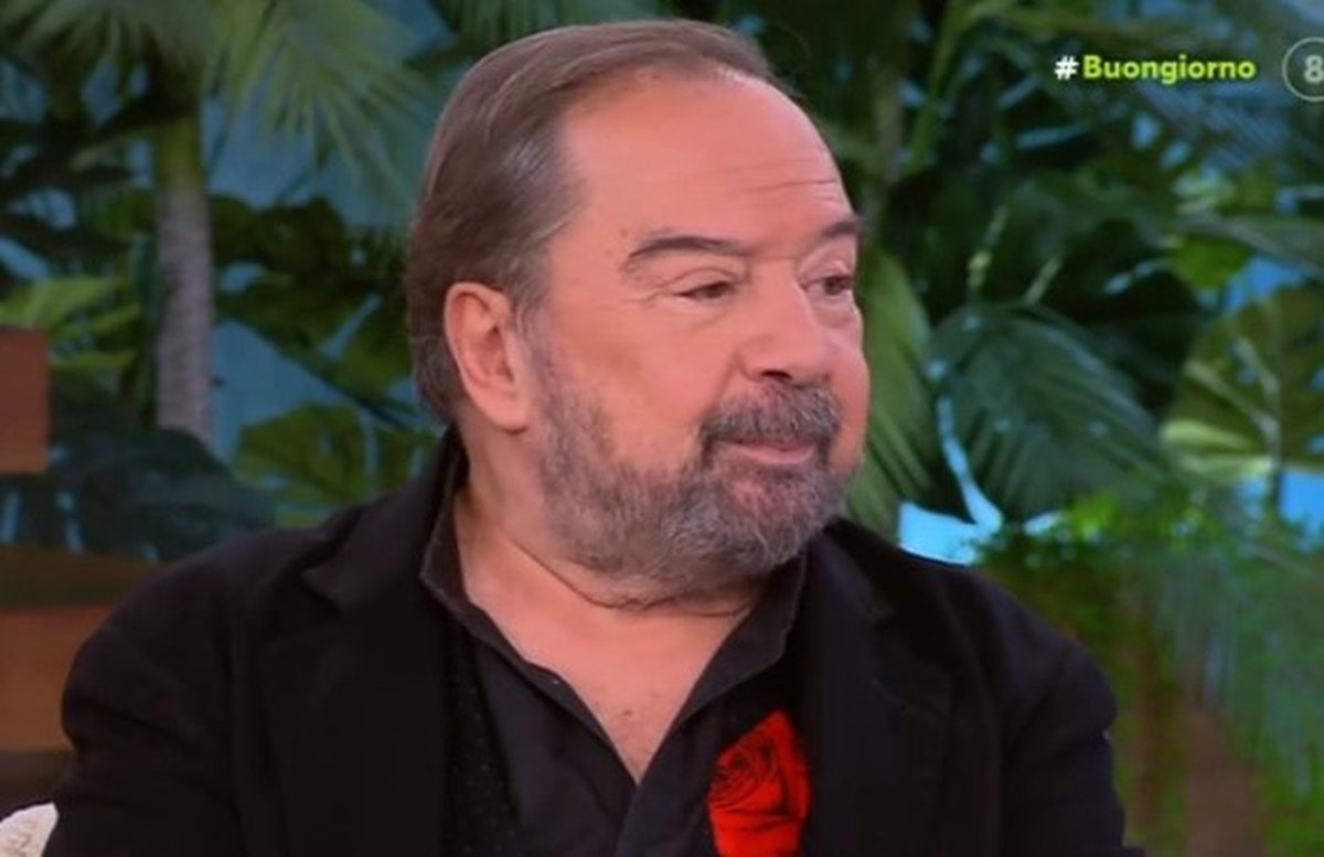 Σταμάτης Φασουλής για τον ανεκπλήρωτο έρωτά του: «Μπορεί να με αγκυλώνει σαν αγκάθι – Δουλεύαμε μαζί»