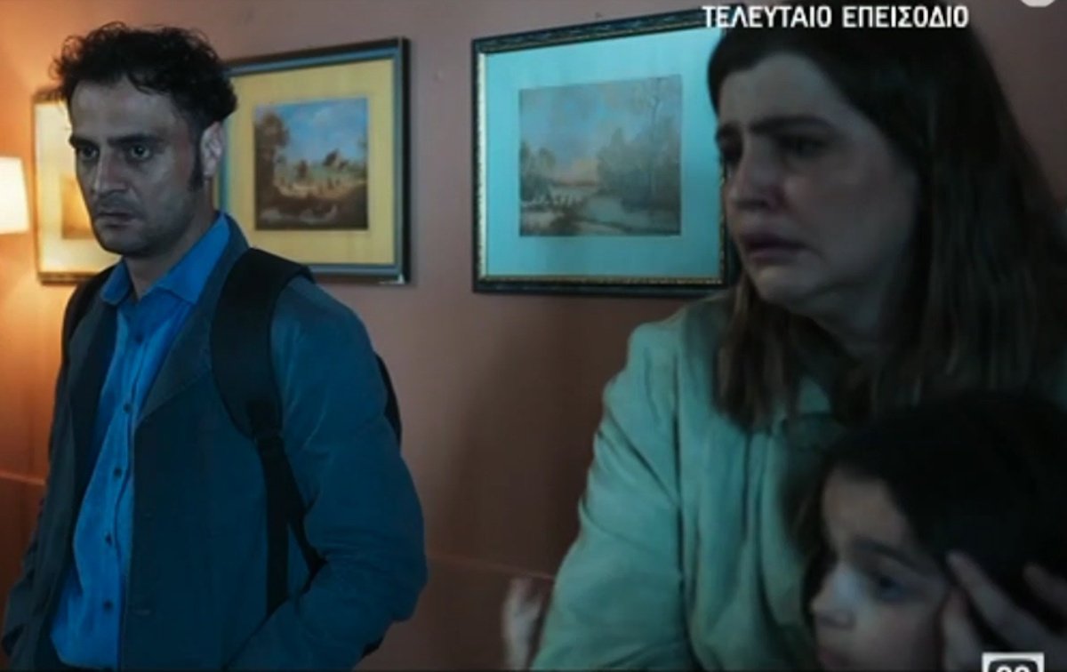 Να με λες μαμά: Αφηνίασαν με τον… «ρουφιάνο» – «Βγάλε τα παντελόνια σου ρε χ@στη!»