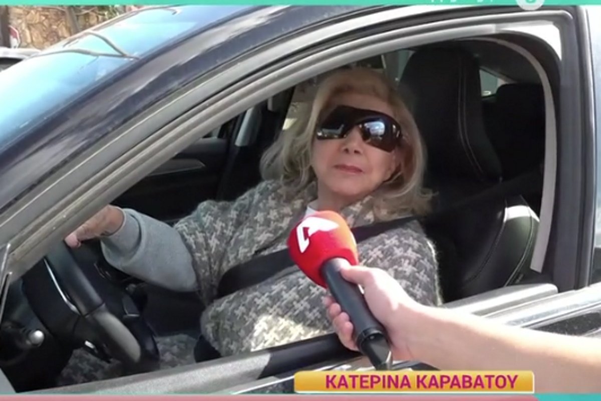 Λίτσα Πατέρα: Θα συμμετέχει στη νέα εκπομπή της Κατερίνας Καραβάτου;