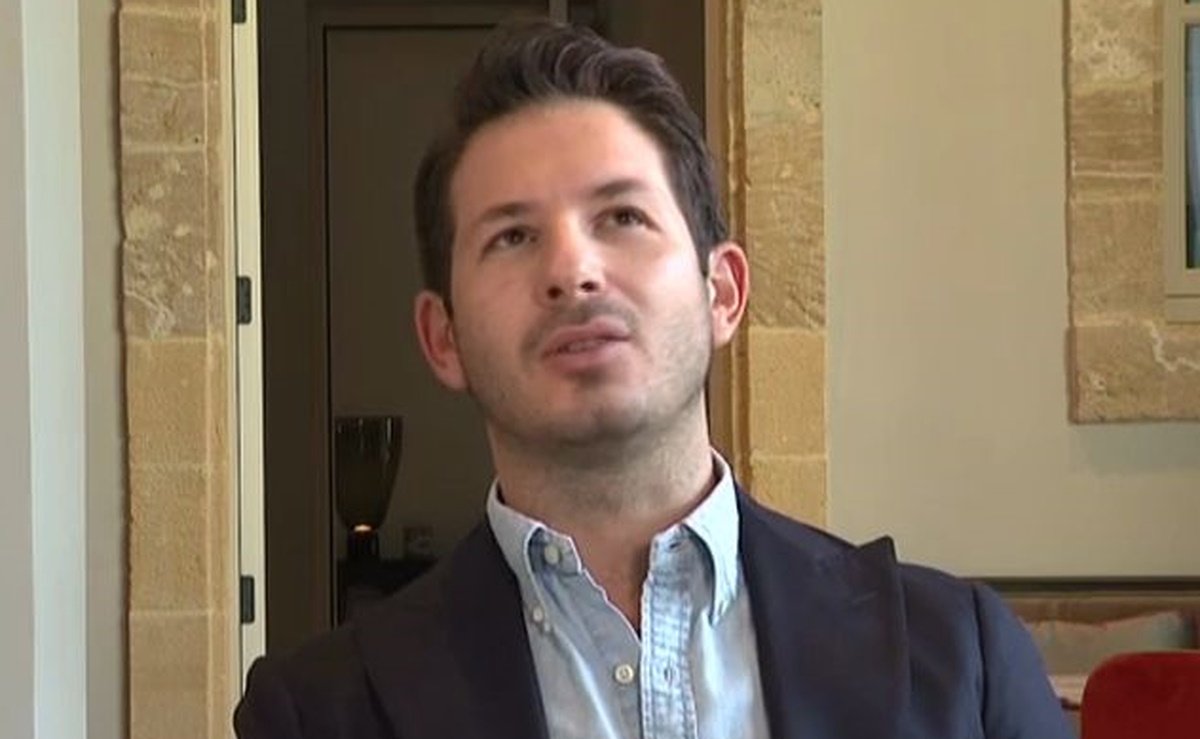 Γιώργος Περρής για τo coming out: «Ήταν καθαρά πολιτική πράξη – Έχω την ευθύνη να μιλήσω»