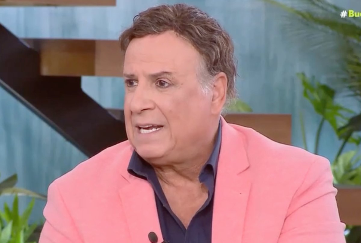 Χάρης Ρώμας για κηδεία Σαββόπουλου: «Κάνεις πολιτικό αποκλεισμό σε έναν τέτοιον άνθρωπο; Δεν επιτρέπεται!»