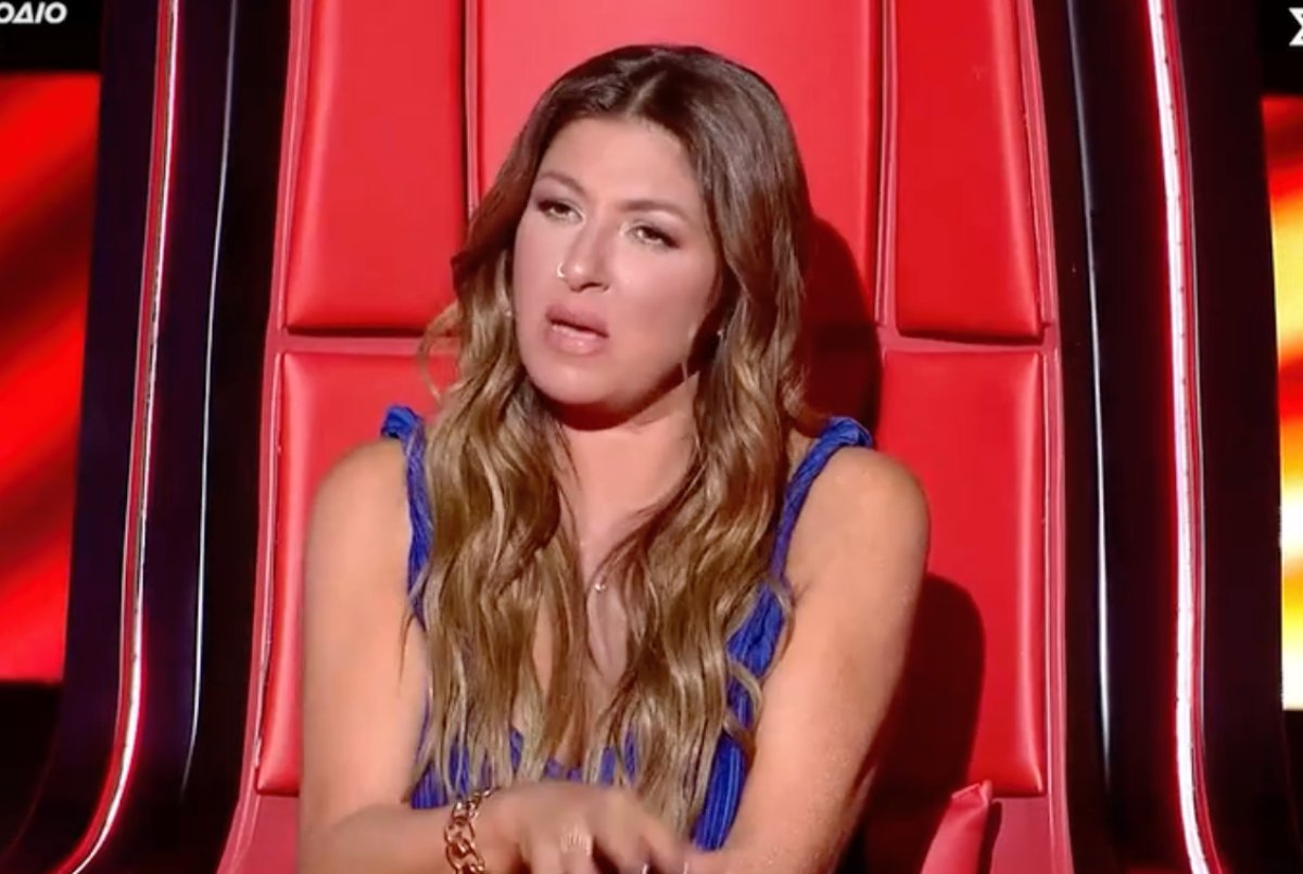 The Voice – Έλενα Παπαρίζου: Τα συγκινητικά λόγια σε διαγωνιζόμενο – «Όταν φυσάει βοριάς πονάει πάρα πολύ ακόμα»