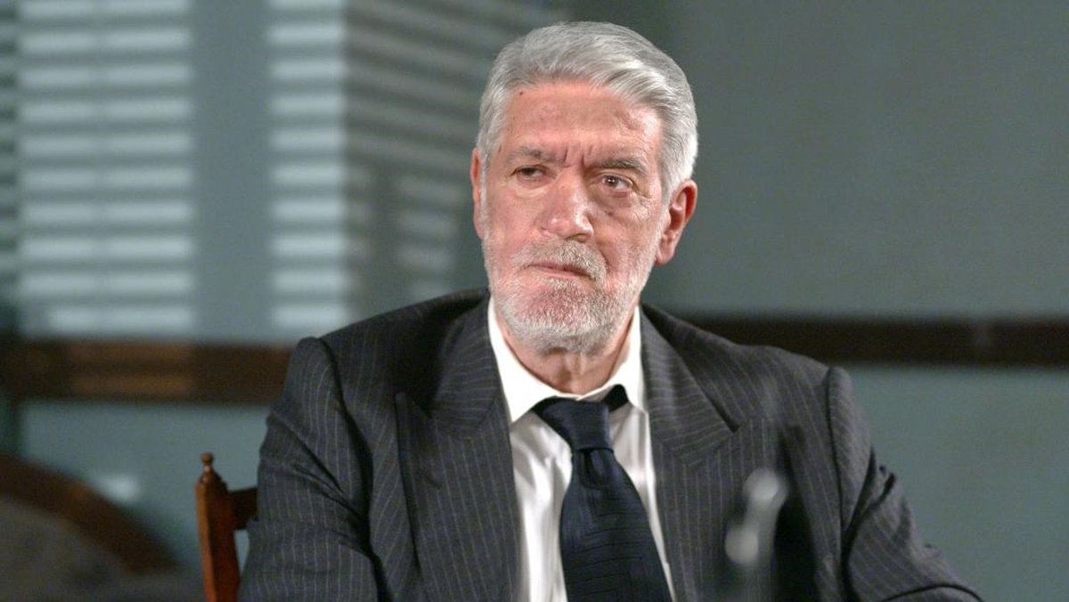 Ηλέκτρα: Ο Φίλιππος Σοφιανός έρχεται για να ταράξει τις ισορροπίες