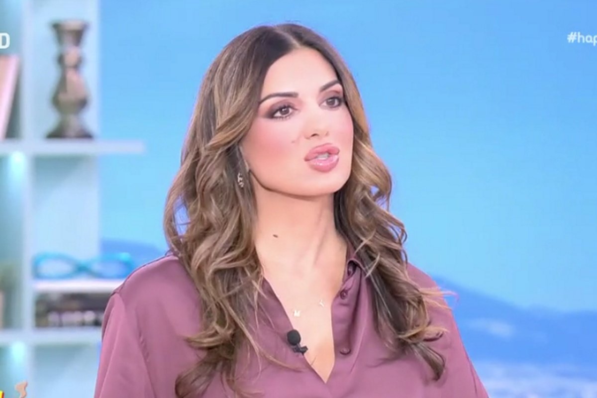 Σταματίνα Τσιμτσιλή: «Θα μείνει ζωντανός μέσα από τα τραγούδια του» – Το αντίο στον Διονύση Σαββόπουλο