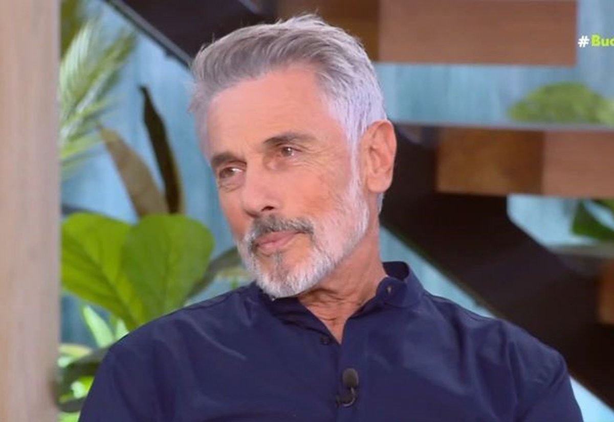 Συγκλόνισε ο Σταύρος Ζαλμάς: «Δεν με πλησίαζε άνθρωπος – Πήγα στον Τζώνη Καλημέρη τις εξετάσεις που έκανα»