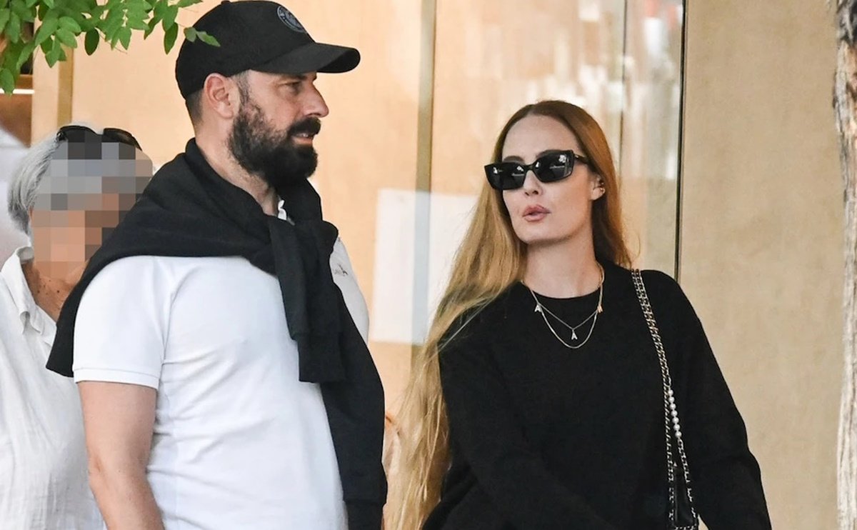 Αντωνία Καλλιμούκου – Νίκος Παραδείσης: Κοινή έξοδος στο κέντρο της Αθήνας