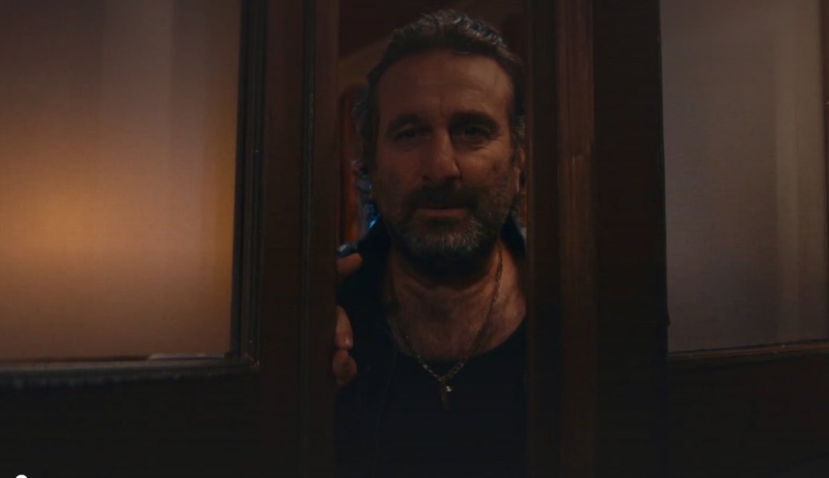 Γιατί ρε πατέρα: Οργίασε το Χ με το «φίκι φίκι» Μιχαήλου – Μάγδας και τον «κερατά» Τσατσάνη – «Τι έπαθες κι εσύ! Τους έπιασε στα πράσα»