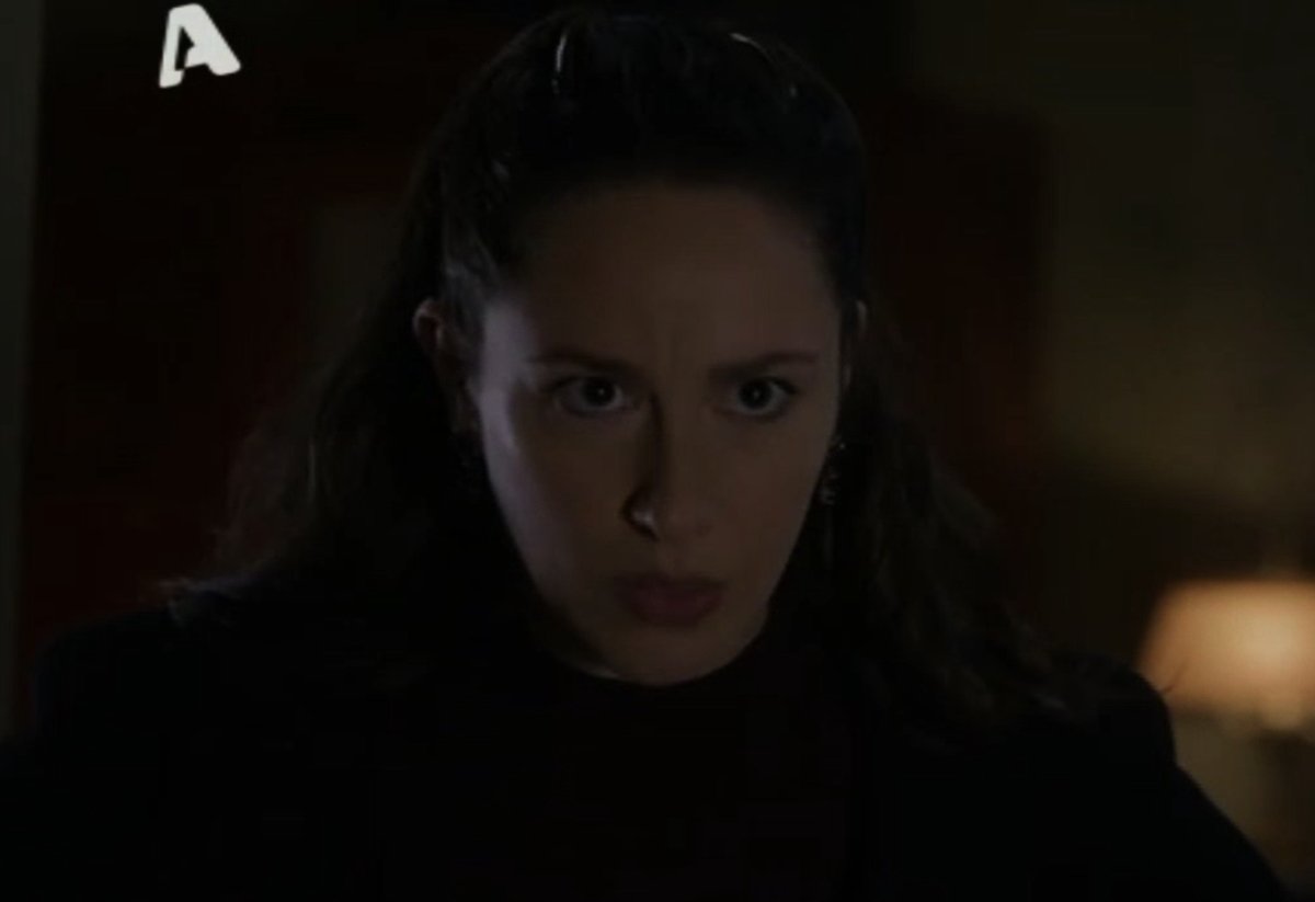 Άγιος Έρωτας:  «Δικάζουν» την Σοφία οι χρήστες του X – «Έχει ύφος Βελζεβούλ»