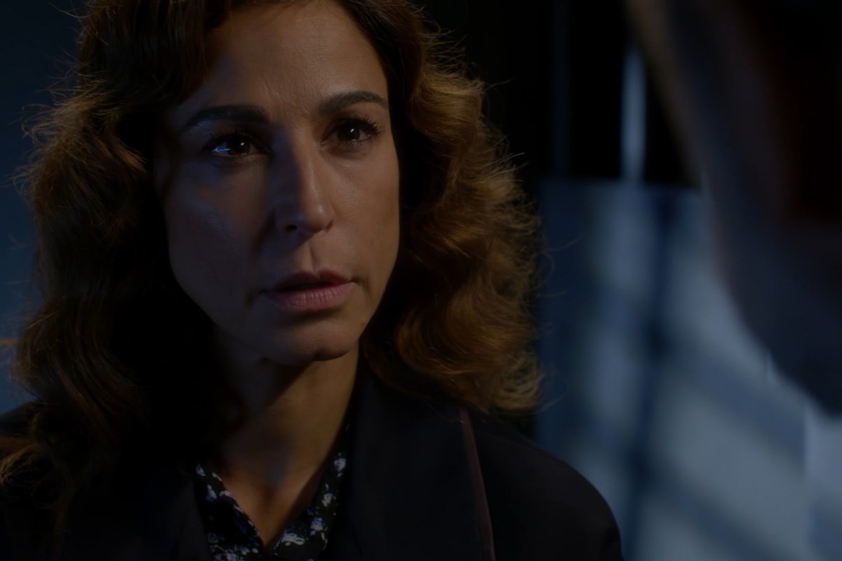 Άγιος έρωτας 5/11: Η Χριστίνα εκβιάζει τον Μαρκόπουλο