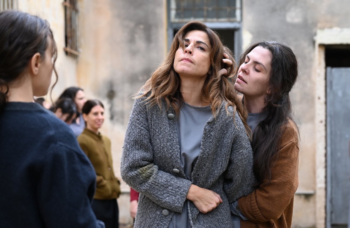 Άγιος Έρωτας 12/11: Οι πρώτες δύσκολες ώρες της Χριστίνας στη φυλακή