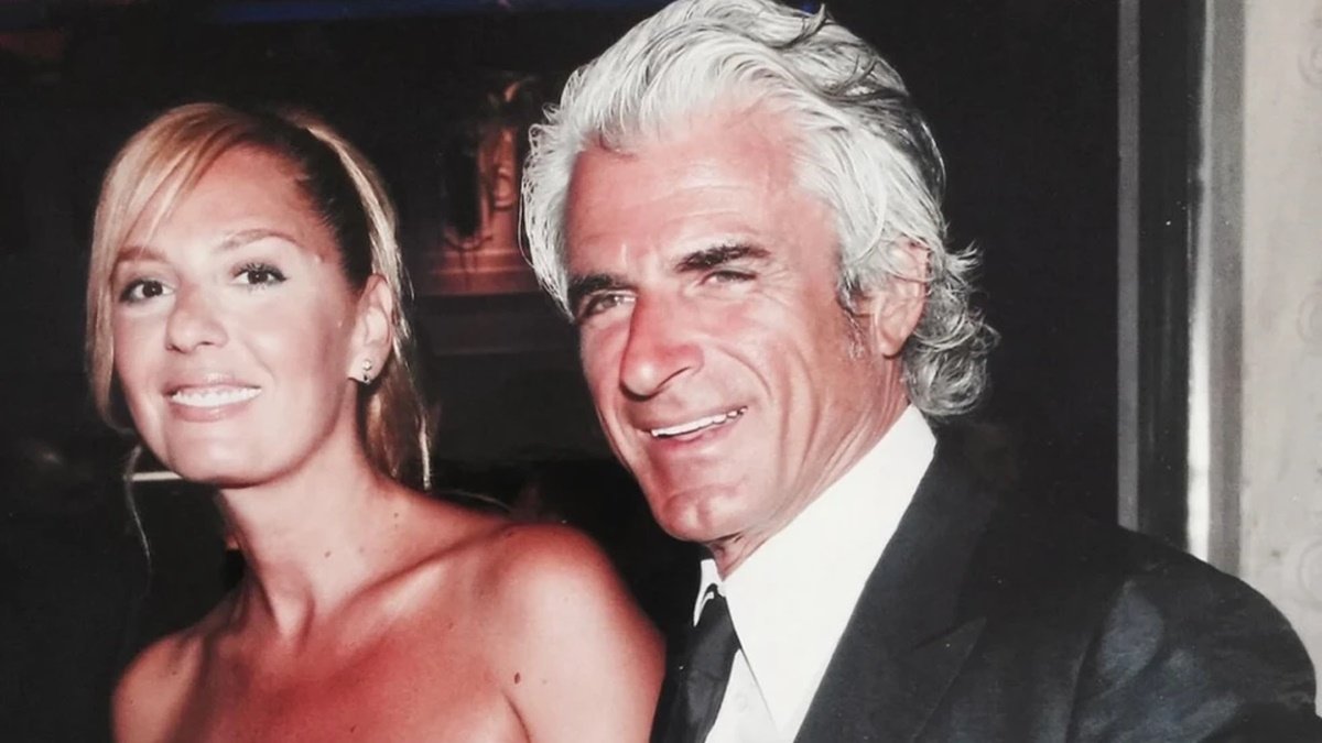 Έλενα Μακρή: Η συγκινητική ανάρτηση για τον Αντώνη Λυμπέρη ένα χρόνο μετά τον θάνατό του