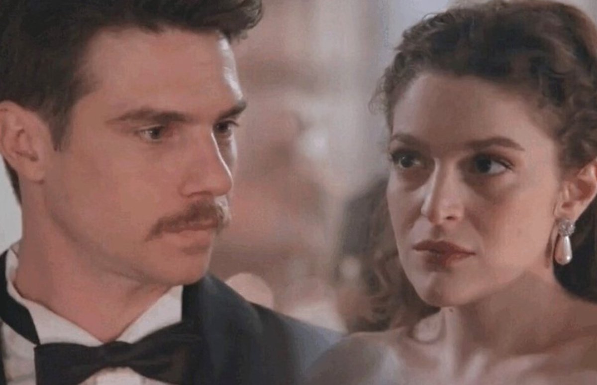 Grand Hotel: Διχάζεται το Χ με τα… ερωτικά της Αλίκης – «Τώρα που θα γυρίσει ο Πέτρος, θα είναι με Αλίκη; Μας τα ξανά αλλάζουν;»