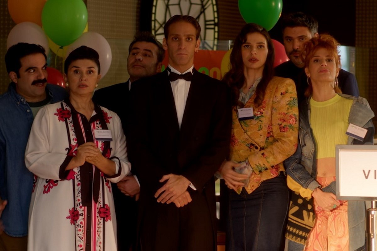 Hotel Elvira 13/11: Ο Χάρι λέει όλη την αλήθεια στην Ελβίρα – Η πάμπλουτη πελάτισσα είναι…