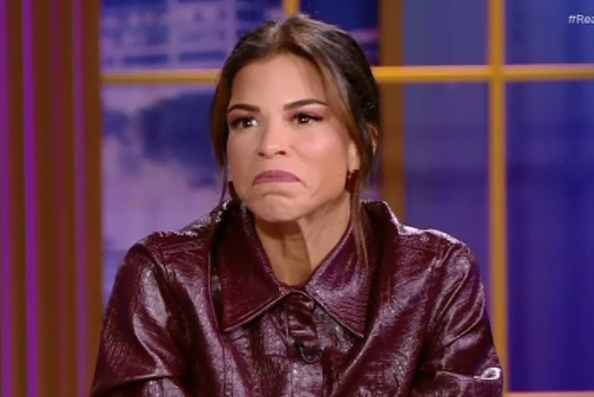 Δάφνη Καραβοκύρη: «Πήγα διακοπές με μια φίλη μου και έβγαλαν από εκπομπή ότι είμαστε ζευγάρι. Έδωσα κάποιο δικαίωμα;»