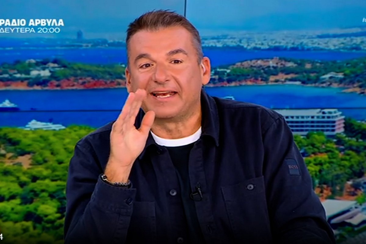 Γιώργος Λιάγκας: Απίστευτο περιστατικό στον «αέρα» – Έσπασε η καρέκλα του παρουσιαστή!