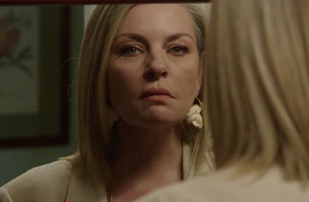 Να μ΄αγαπάς – Χ: «Σοφία ντεμουρλέγκω, βρες κάνα γκόμενο, γιατί η κάψα για λεφτά σού έφαγε τα μυαλά!»