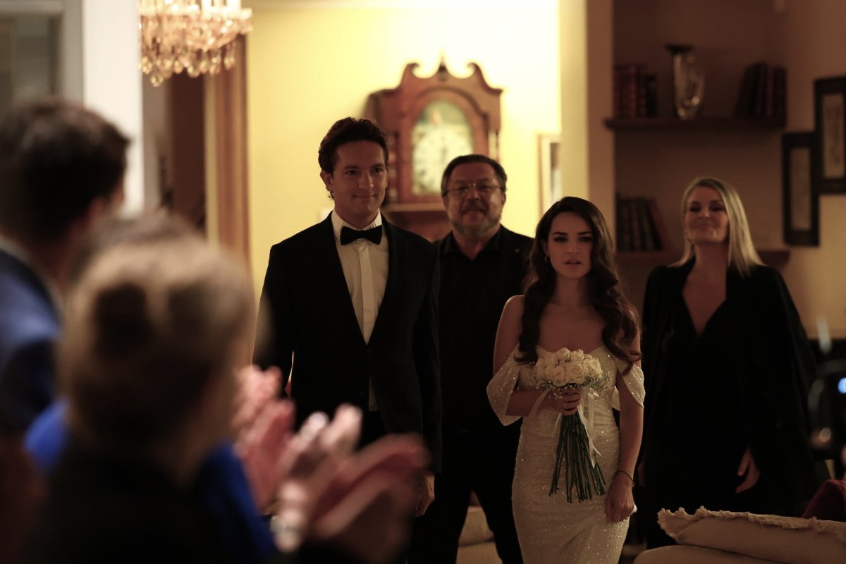 Να μ’ αγαπάς 11/11: Ο Ορφέας και η Άννα παντρεύονται