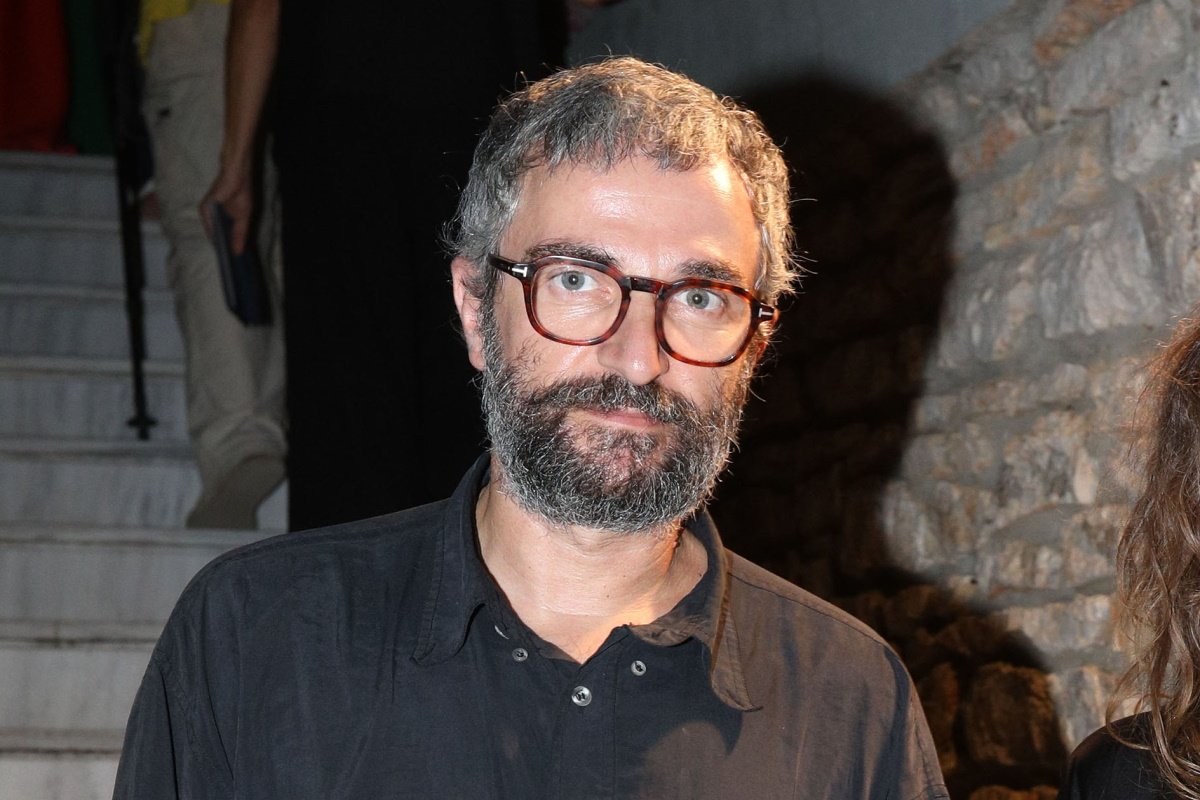 Ξαναχτυπά ο Άρης Σερβετάλης για τις αμβλώσεις: «Ορισμένα πράγματα δεν επιδέχονται διάλογο»