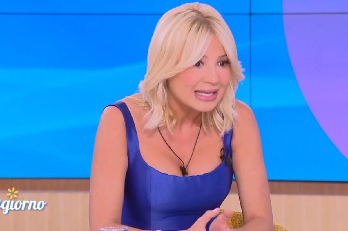 Φαίη Σκορδά: «Με παίρνουν κάθε μέρα τηλέφωνο και με ρωτάνε για την προσωπική μου ζωή – Δεν με εκβιάζουν…»