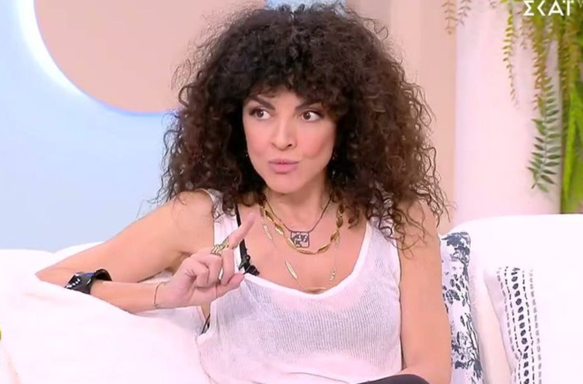 Μαρία Σολωμού: «Όταν είμαι σπίτι μιλάω πολύ μόνη μου, το έχω αυτό – Το είχα από μικρή»