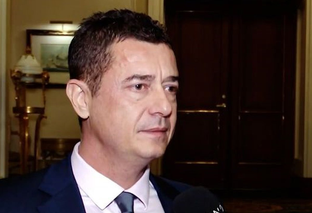 Αντώνης Σρόιτερ: «Δεν υπάρχει ενδεχόμενο συνεργασίας με τη σύζυγο μου – Η επαγγελματική και προσωπική ζωή πρέπει να διαχωρίζονται»