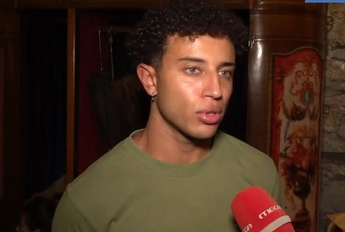 Ηρακλής Τσουζίνοφ: «Το μόντελινγκ έχει ένα ταβάνι – Νομίζω πως θα επιλέξω την υποκριτική»