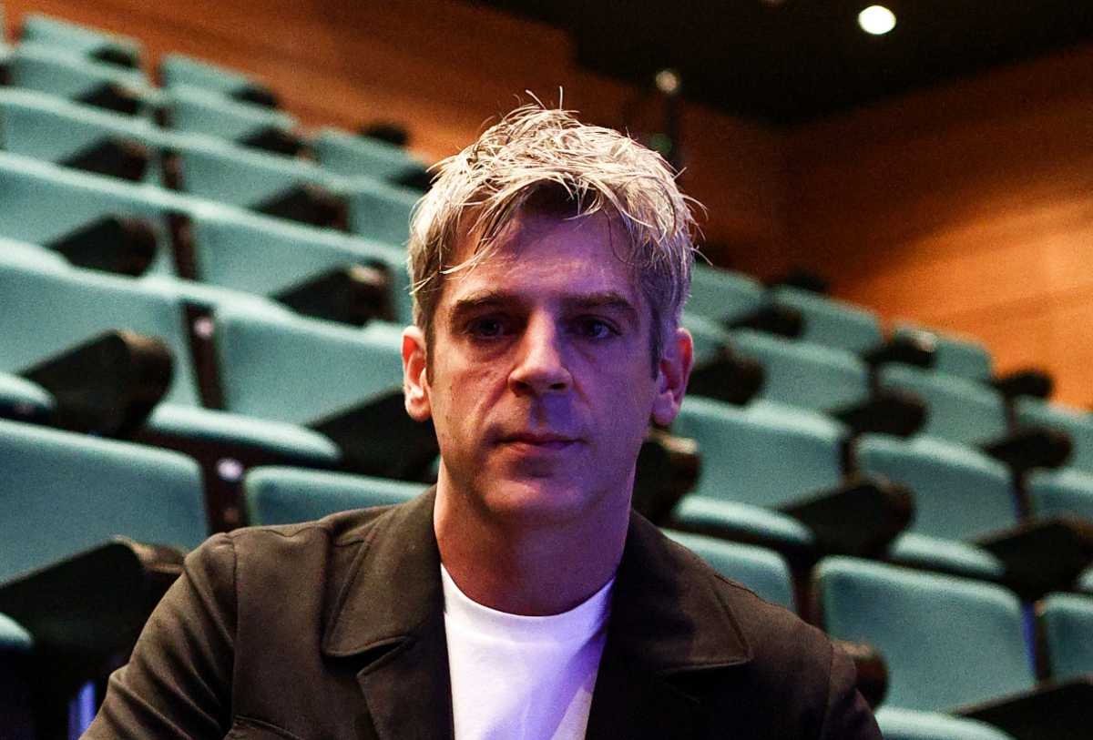 Ο Χάρης Τζωρτζάκης καταγγέλλει: «Μας κόψανε το ρεύμα για 342 ευρώ»