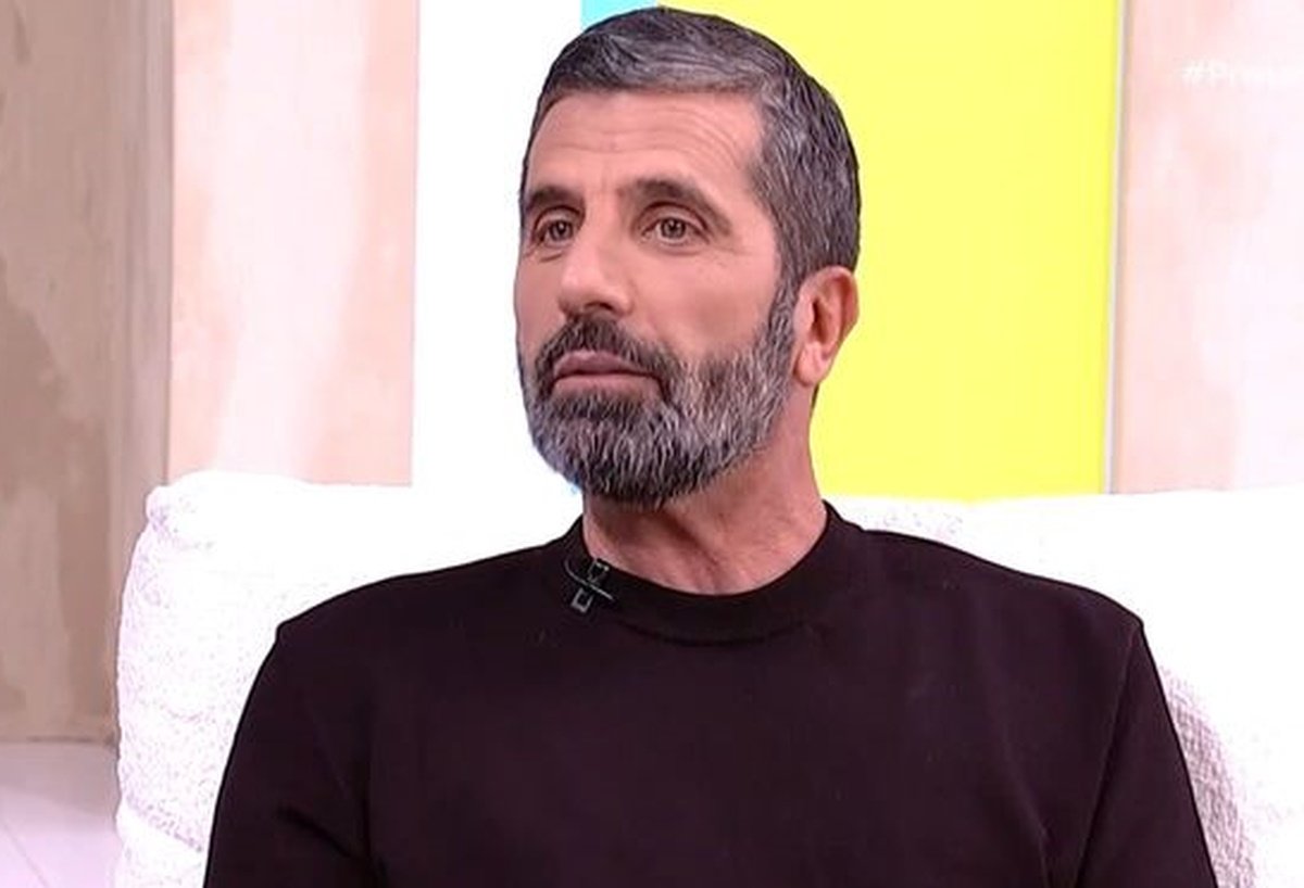 Θανάσης Βισκαδουράκης: «Μου είπε ότι είναι αδιανόητο να πουλάς ψεύτικη μαγκιά στην τηλεόραση ότι είναι ωραίοι οι εργένηδες»