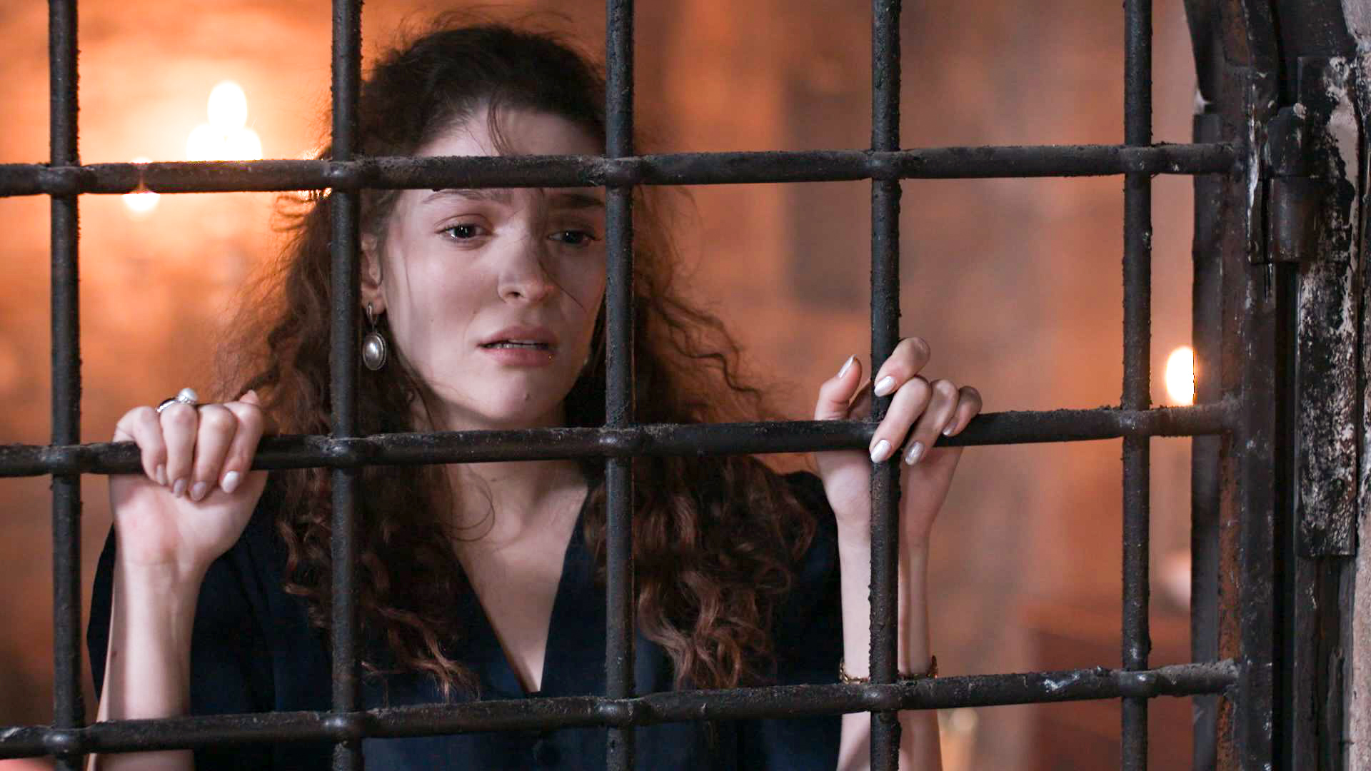 Grand Hotel spoiler: Σώζει την Αλίκη από τη φυλακή