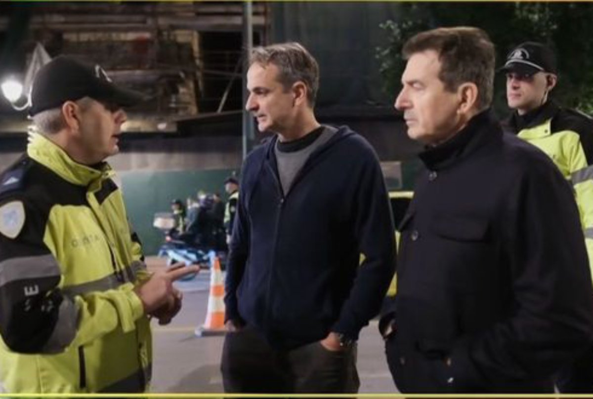 Κυριάκος Μητσοτάκης: Σε νυχτερινό μπλόκο της Τροχαίας – Στο πλευρό του ο Μιχάλης Χρυσοχοΐδης