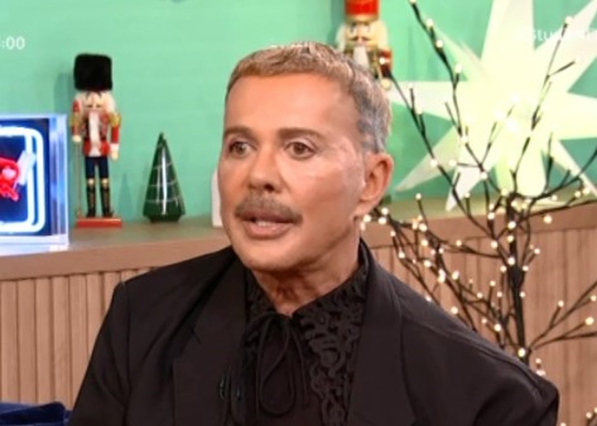 Λάκης Γαβαλάς: «Έχω κερδίσει τον σεβασμό γιατί είμαι ο θίασος που δεν ζήτησε παραπάνω χειροκρότημα από αυτό που άξιζε»