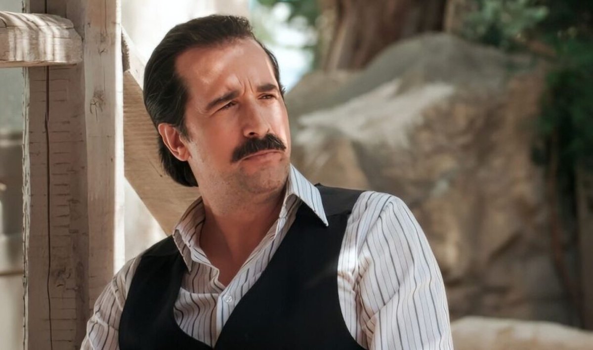 Grand Hotel: Σκηνές σοκ με τον Χαραλάμπη! Του ρίχνει μορφίνη και τον βιάζει!