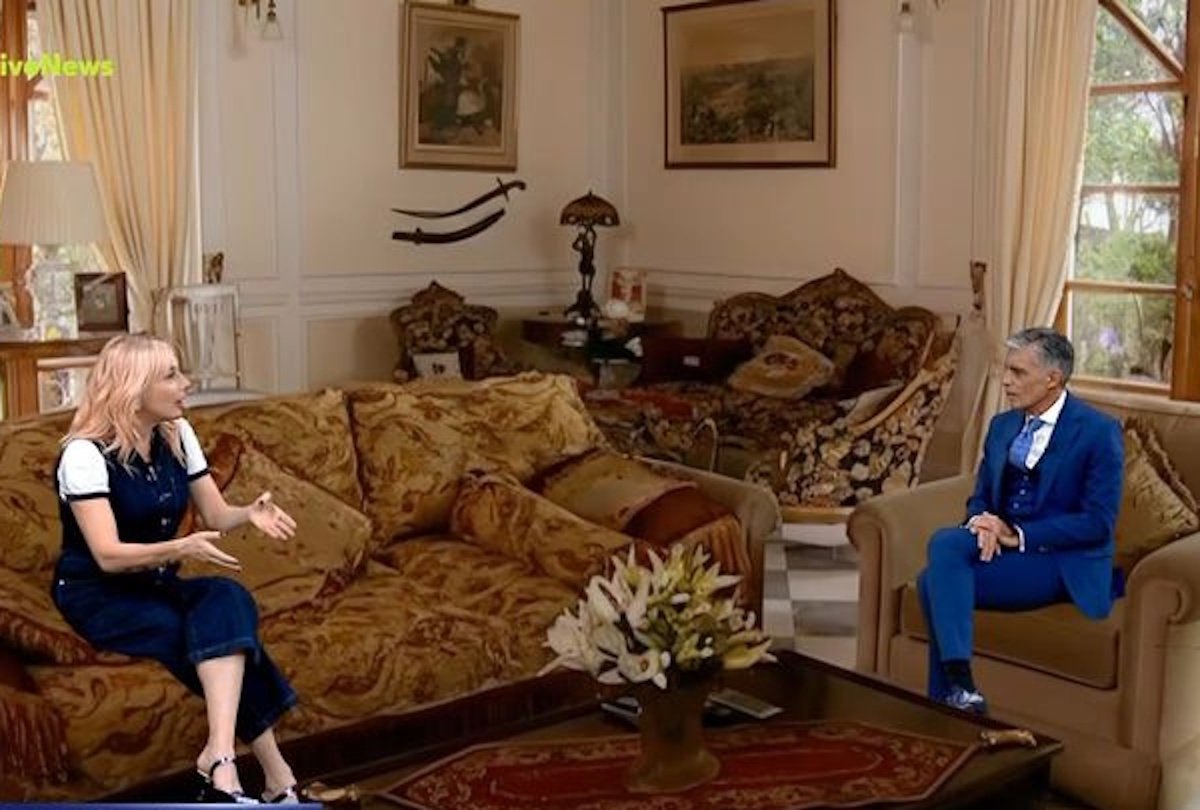 Σμαράγδα Καρύδη σε Ευαγγελάτο: «Περίμενα ότι θα δεθούμε μαζί στις γραμμές του τρένου»