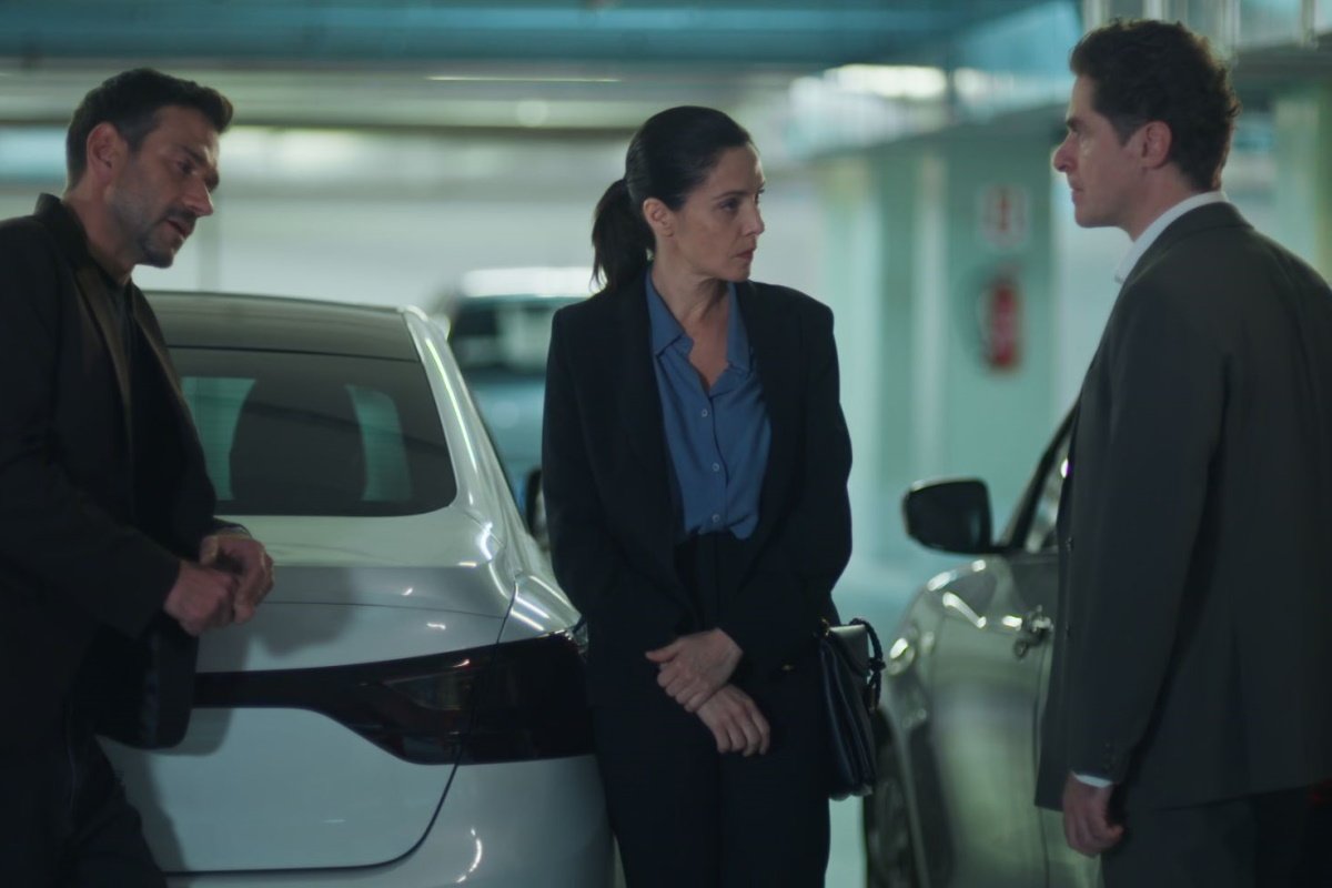 Μια νύχτα μόνο επεισόδια 19-21: Ένα φιλί αλλάζει τα πάντα – Ελένη και Σταύρος περνούν μια νύχτα πάθους