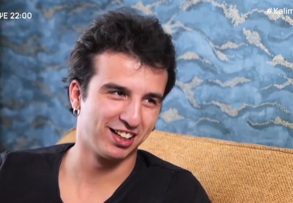 Στέργιος Μικρούτσικος: Ο γιος του Θάνου Μικρούτσικου εξομολογείται – «Με θυμώνει ότι επειδή κουβαλώ ένα όνομα, πιστεύουν ότι…»