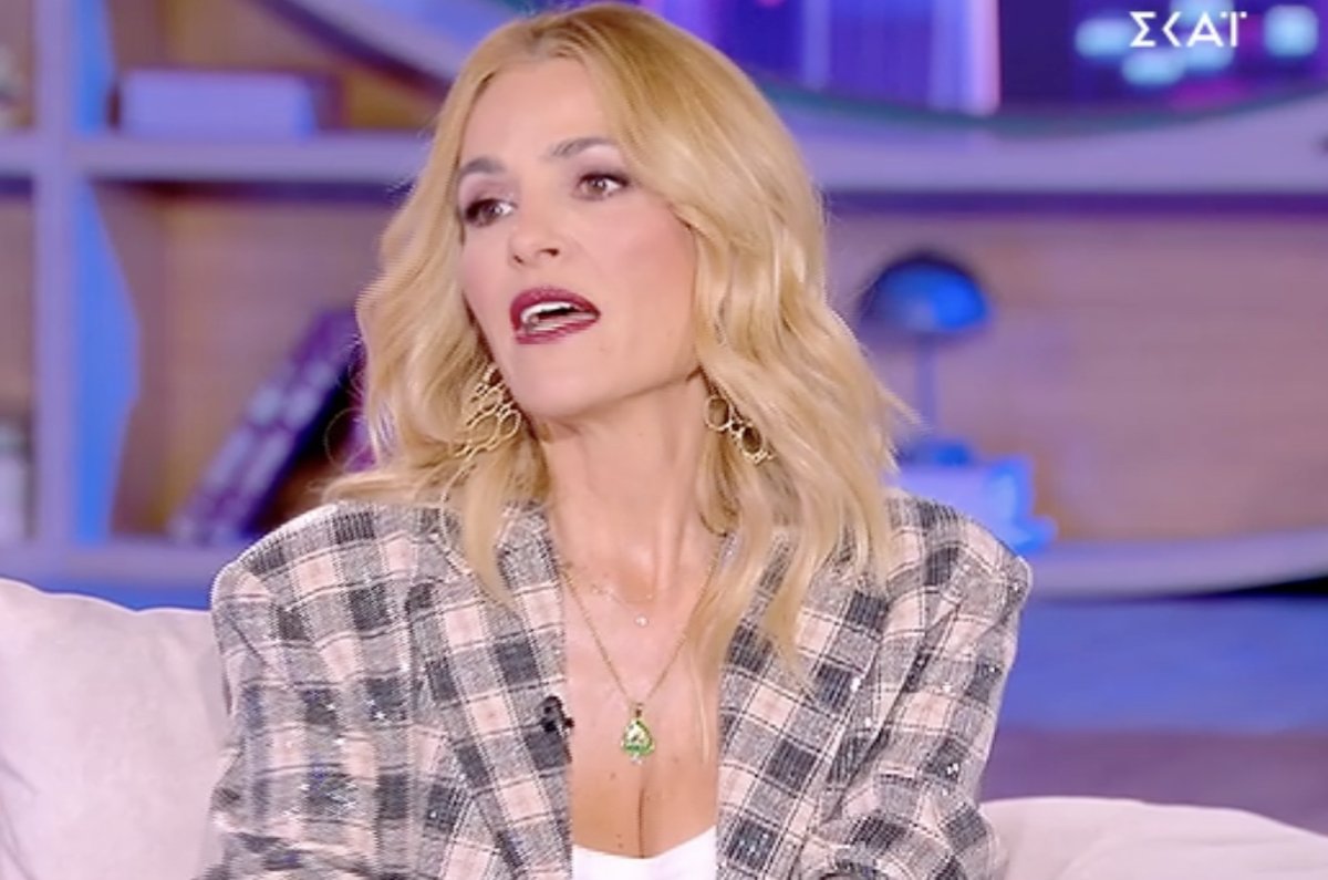 Τζένη Μπότση: «Η ατάκα “Τι έγινε Κωστάκη, σε γουστάρει η χωριάτισσα;” με έκανε να υπάρχω μέχρι τώρα»