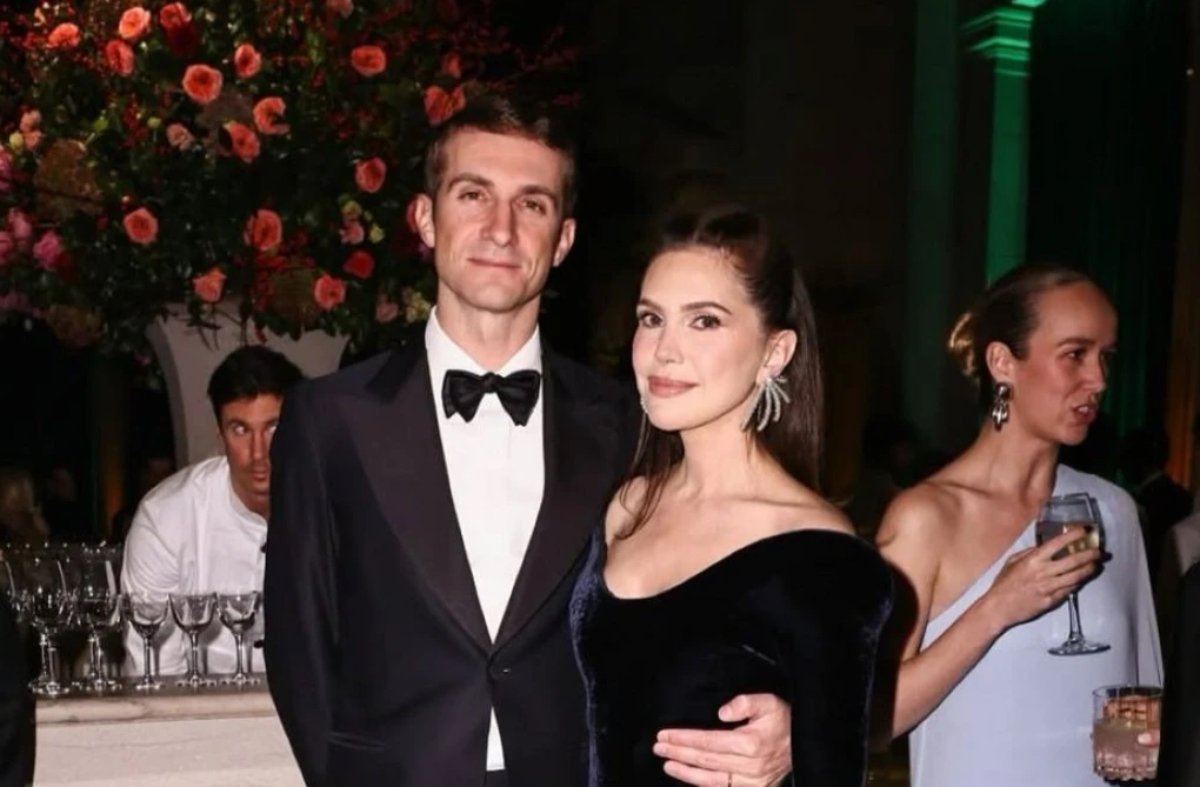 Σταύρος Νιάρχος – Ντάσα Ζούκοβα: Κομψή κοινή εμφάνιση στη Νέα Υόρκη!