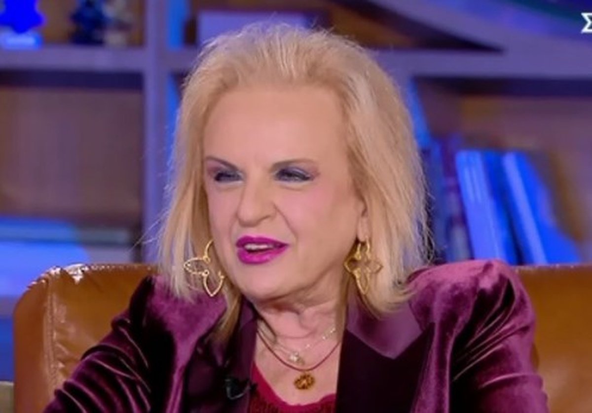 Ματίνα Παγώνη για την απίστευτη κλοπή: «Αυτή η κυρία ήταν η αρχηγός – Όταν γύρισα μου είχαν φέρει την τσάντα με τα λεφτά»