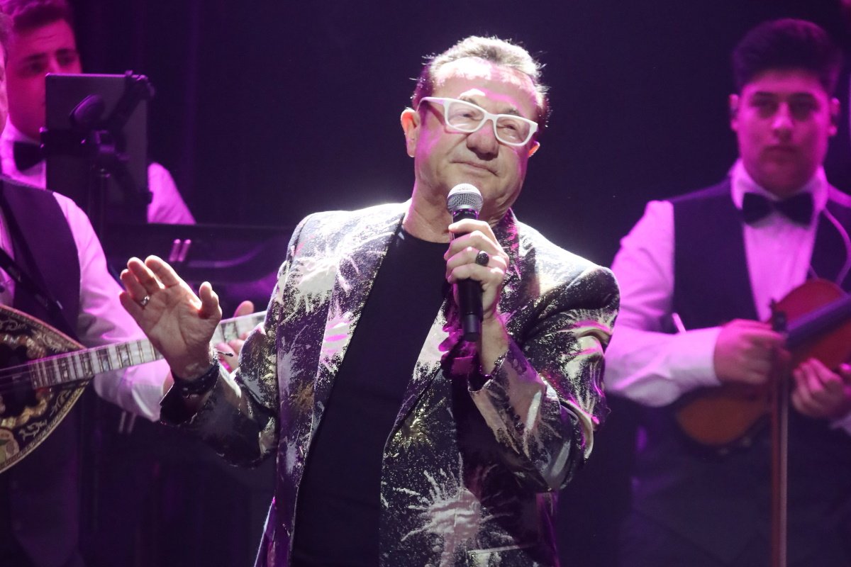 Λευτέρης Πανταζής: Οι πρώτες δηλώσεις μετά το εξιτήριο από το νοσοκομείο – «Έπεσα κάτω, δεν μπορούσα να περπατήσω»